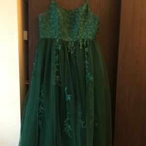 Tulle Spaghetti Straps Prom Dresses Long Lace Appliques Ball Gowns for Women